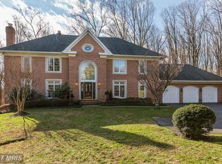 8800 Mary Mead Ct, Potomac, MD 20854