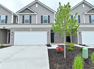 6296 Wasco Dr, Whitestown, IN 46075