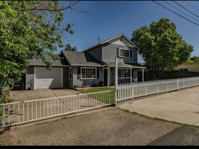 12877 Pioneer St, Jackson, CA, 95642