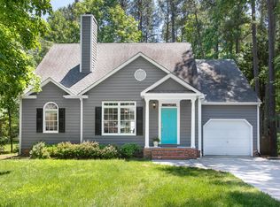 2002 Fountain Ridge Rd, Chapel Hill, NC 27517