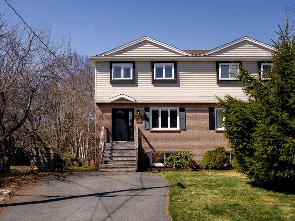 195 Greenwood Ave, Timberlea, NS B3T 1H9