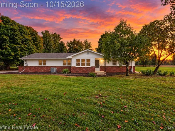 15635 Martinsville Rd, Van Buren Township, MI 48111
