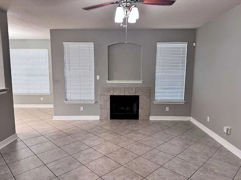 15426 Grosbeak Pass — Photo 8
