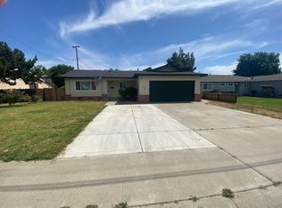 645 W Paradise Ave, Visalia, CA