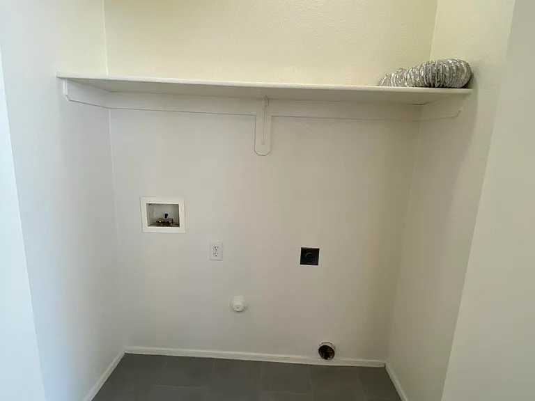 1262 E Weimer Cir #39 — Photo 8