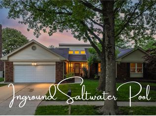 432 White Pine Ridge Ct, Chesterfield, MO 63017