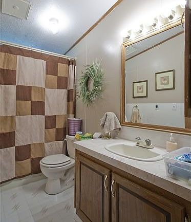 4th image of 26513 N Park Ln