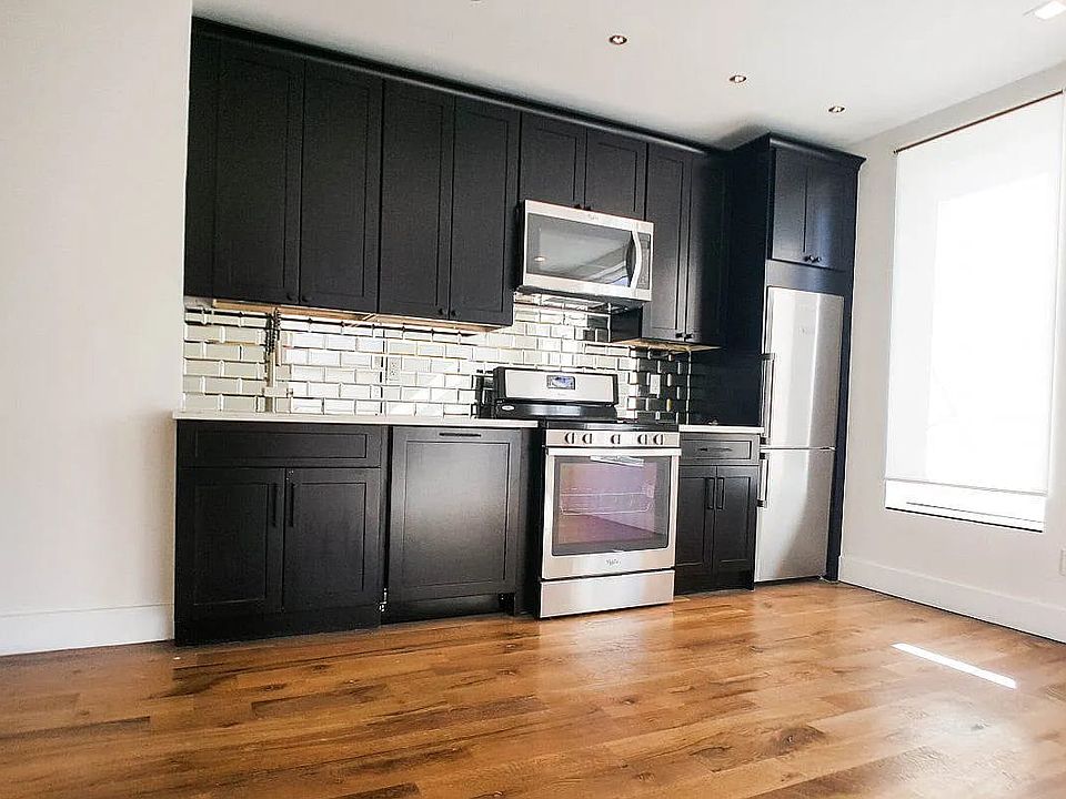 1st image of 459 E 135th St #3B