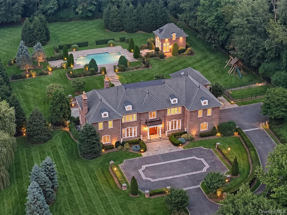 1st image of 33 Chicken Valley Road