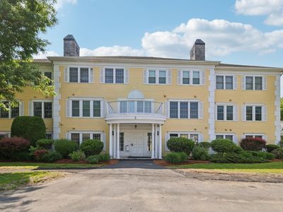 1 Riverview Blvd APT 2-106, Methuen, MA, 01844