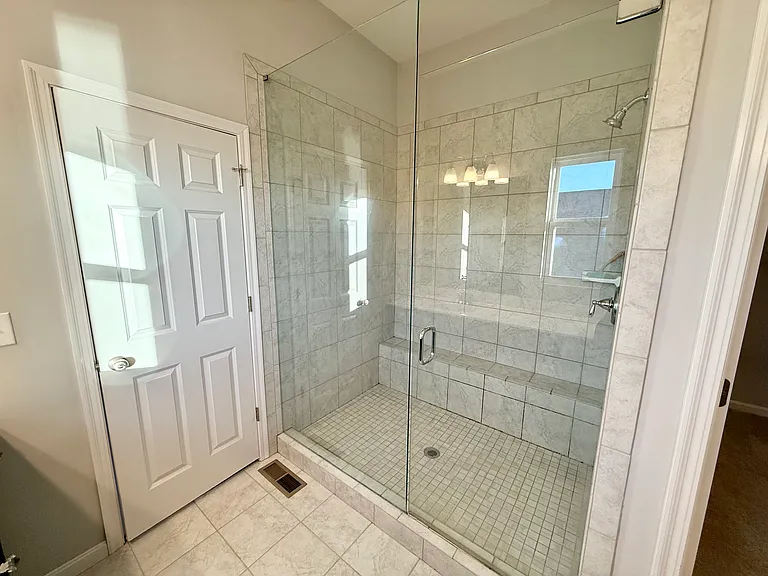 4385 Legacy Greens Dr — Photo 38