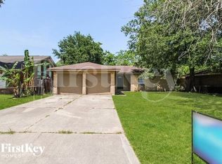 17115 Woodburn Dr, Houston, TX 77049