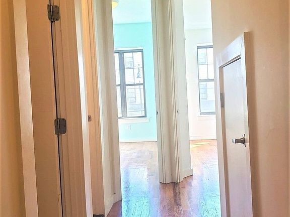 5th image of 227 Wyckoff Ave #2B