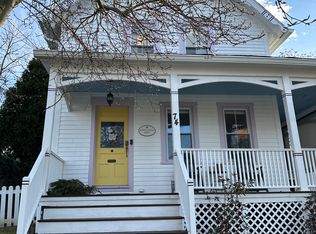 74 Ramsdell St, Groton, CT 06340