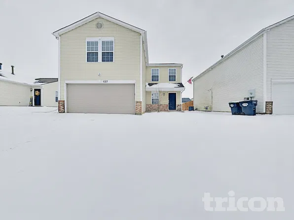 127 Snowflake Cir, Greenwood, IN 46143