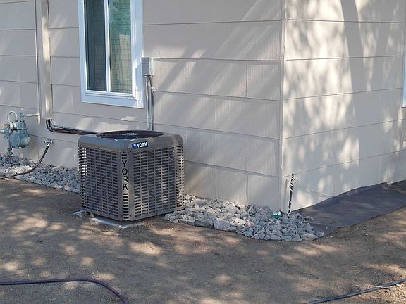 Prof. installed Air/Cond2016