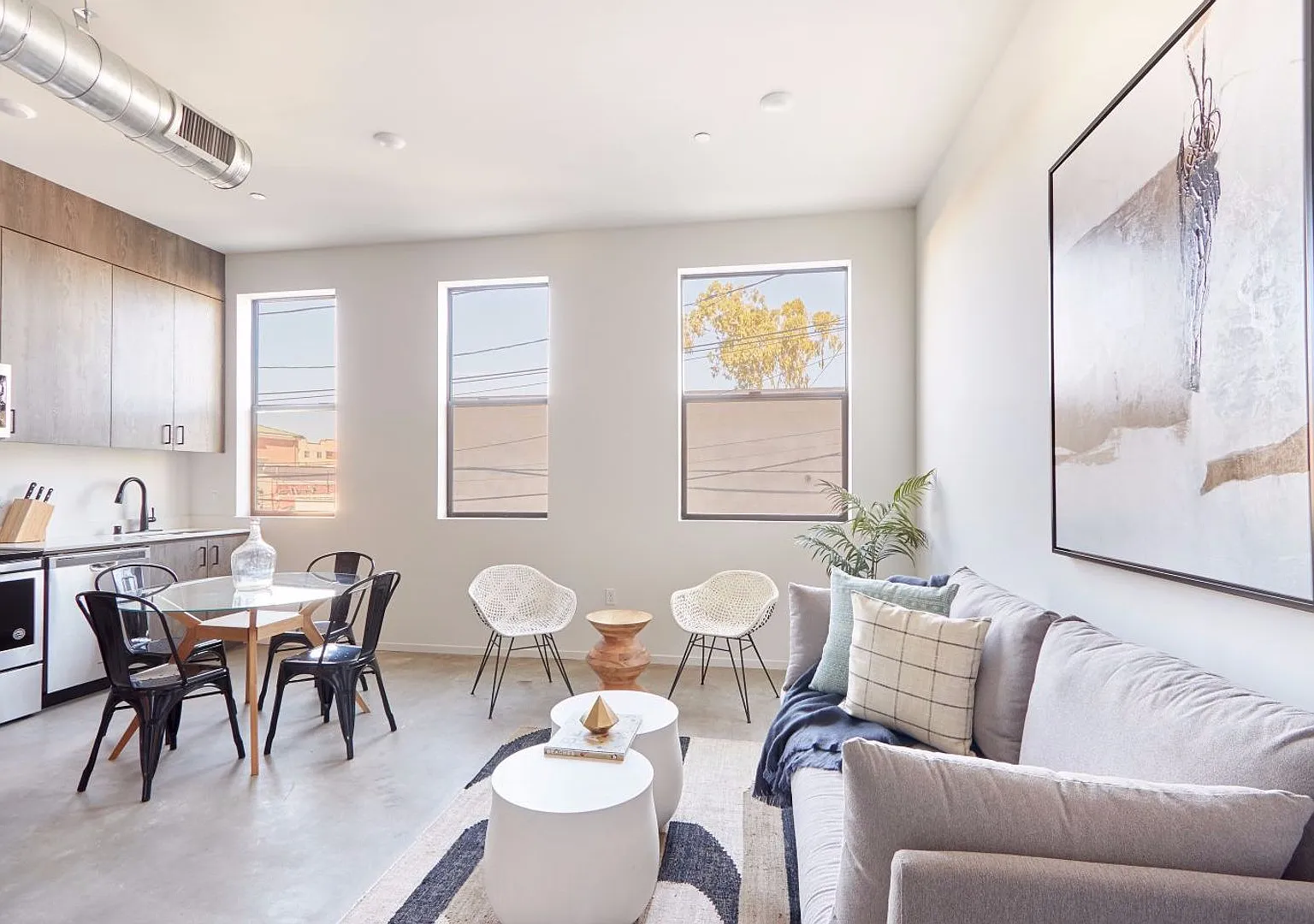 Jackwill Flats — Photo 1
