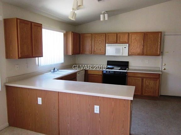 2nd image of 5684 Great Eagle Ct