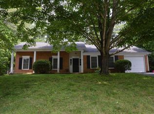 704 Elizabeth Dr, Blacksburg, VA 24060