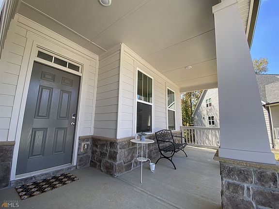 2nd image of 127 Butternut Walk