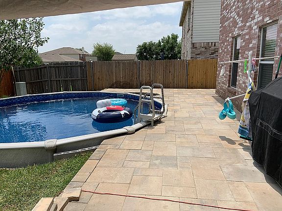 5th image of 5329 Emmeryville Ln