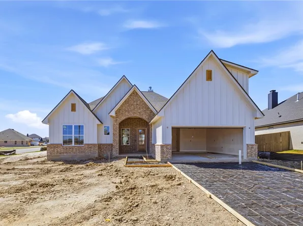 5016 Booth Falls Trl, Bryan, TX 77802