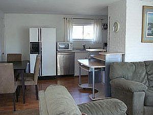 dining area towards kitchen