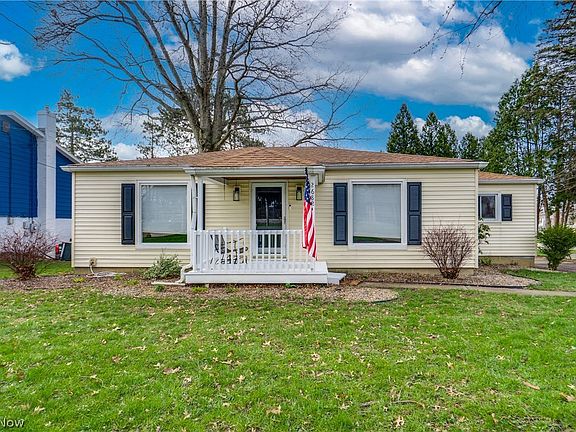2nd image of 2682 Smith Rd