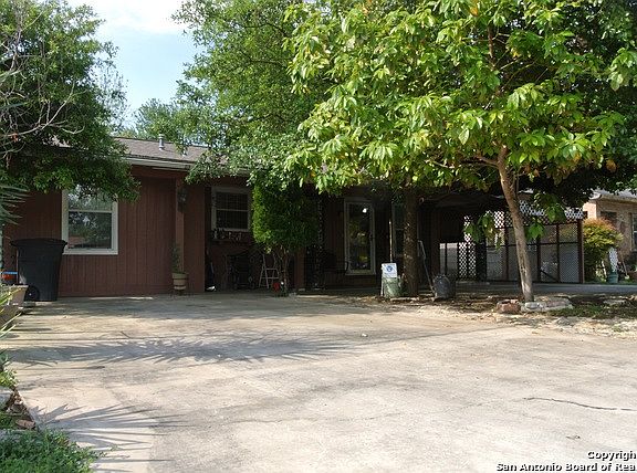 2nd image of 314 Nassau Dr