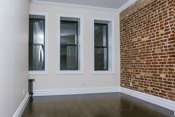 Rented by Nooklyn NYC LLC | media 27