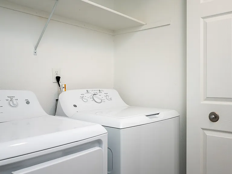 Riverwood | Washer and Dryer