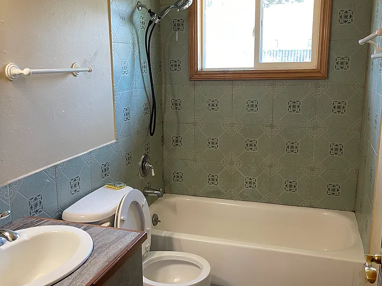 5437 SE 87th Ave #A — Photo 13