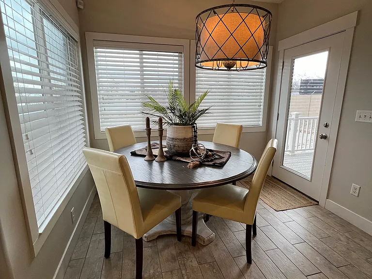 598 W Regent Garden Ln — Photo 7