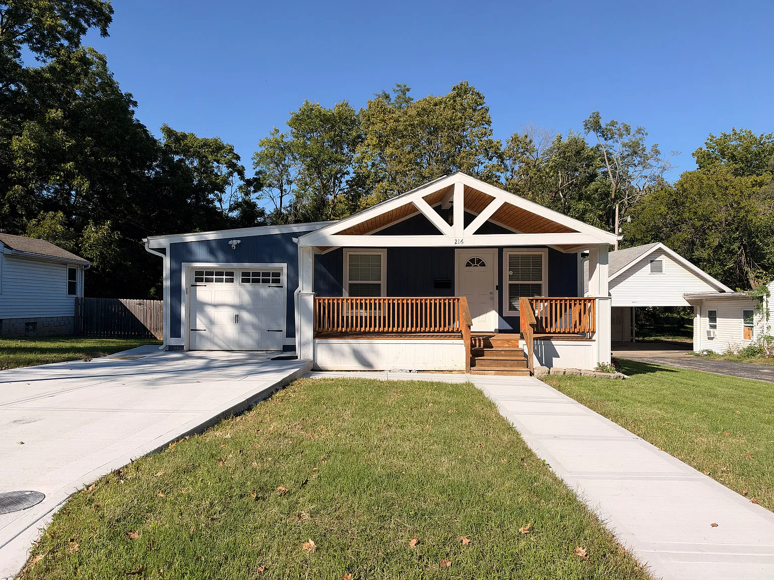 3 bed, 1400 sqft, $2,600 — Photo 1