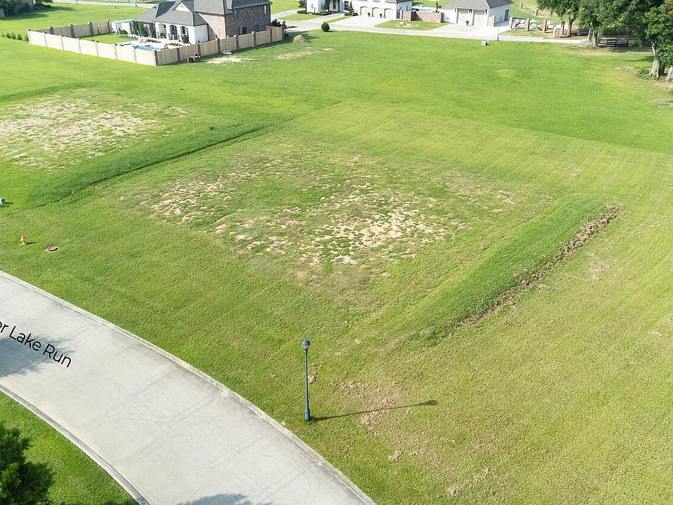 1st image of 208 Hammer Lake Run