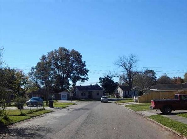 2nd image of 1925 Rice Dr
