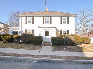 28 Rangeley Rd, Watertown, MA 02472