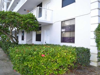 3500 Whitehall Dr APT 106, West Palm Beach, FL, 33401