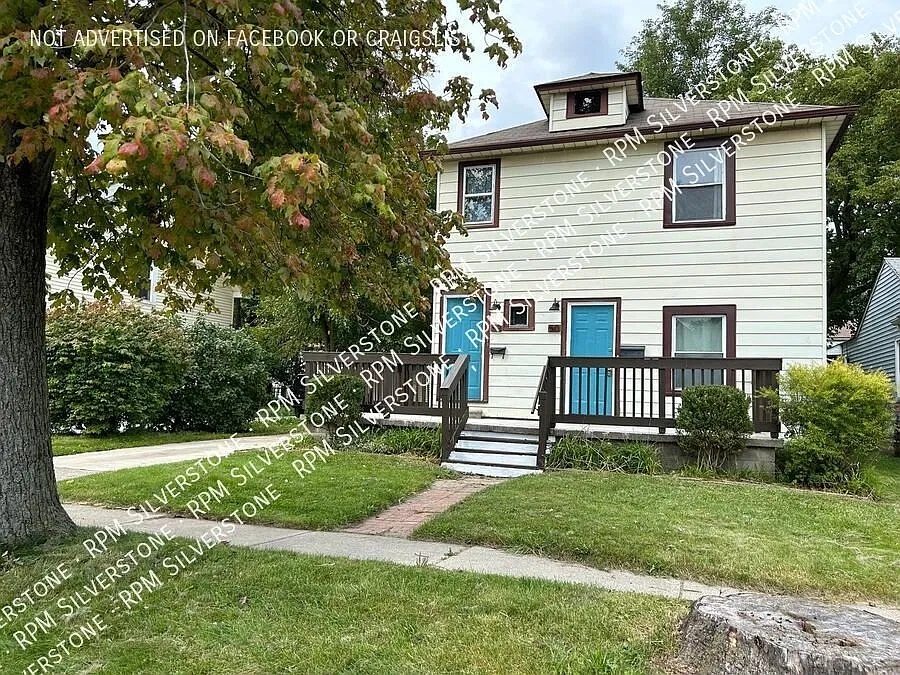 50 W Bernhard Ave