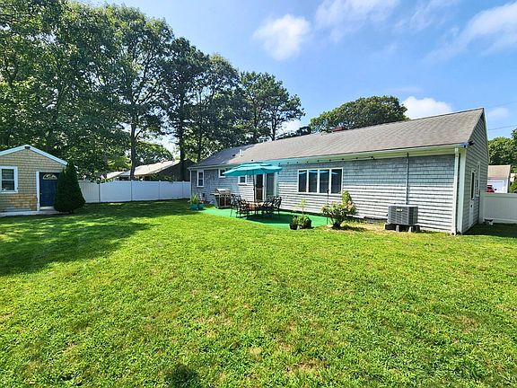 3rd image of 1 Merganser Lane