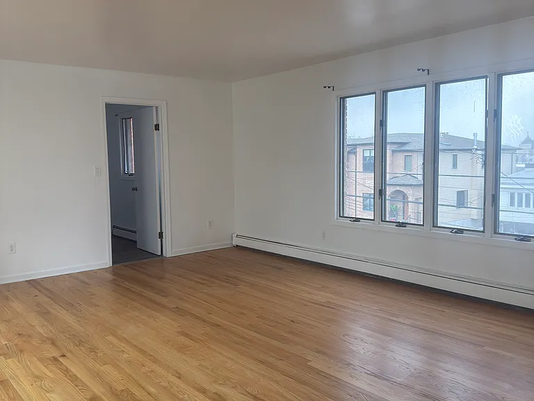 373 Fairview Ave #2 — Photo 1