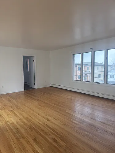 373 Fairview Ave #2 Photo 1