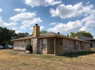 112 W Shady Grove Rd, Irving, TX 75060