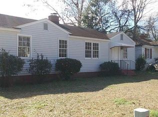 249 Meadowdale Dr, Warner Robins, GA 31088