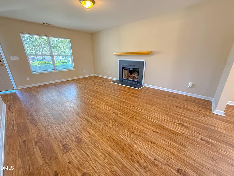3408 Monsieur Ct — Photo 4