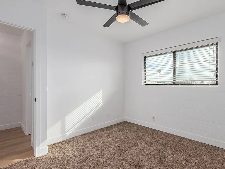 The Harlow Apartments — Photo 56