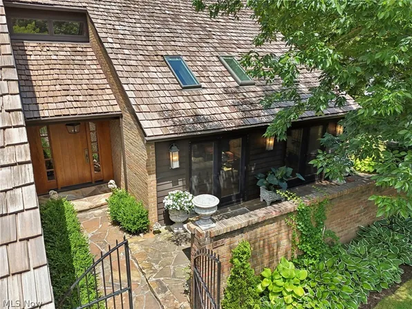 333 N Portage Path Unit 29, Akron, OH 44303