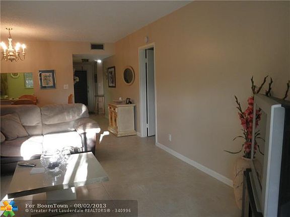 4th image of 8421 Lagos De Campo Blvd APT 206T