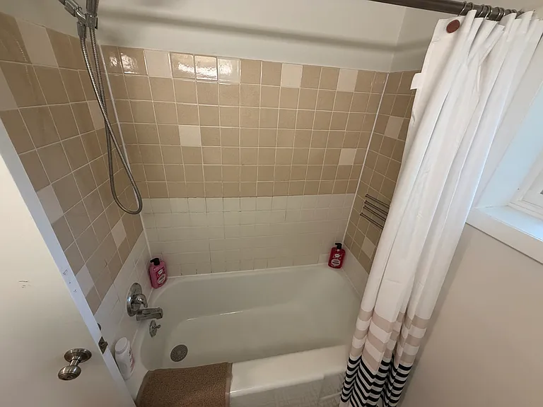 240 McCarrons Blvd N #2 — Photo 13