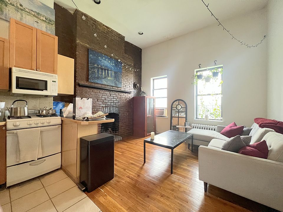 1st image of 211 E 11th St APT 19